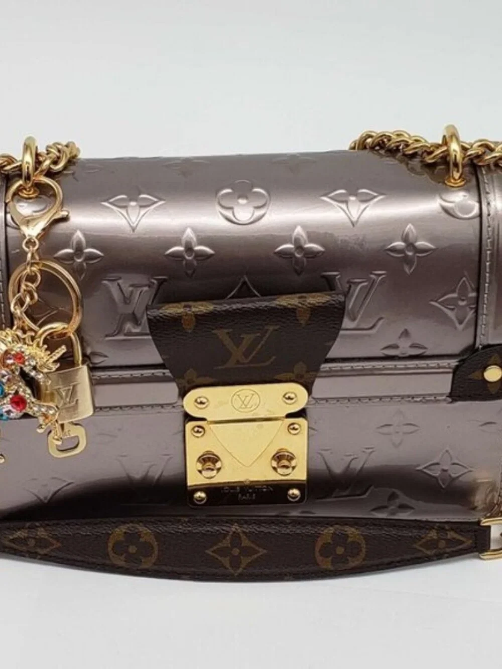 Louis Vuitton add touch